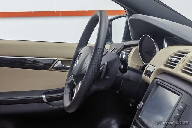 Mercedes-Benz R-Class 2015 R 320 4 MATIC Luxury — фото 9