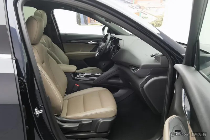 Buick Envision Plus 652T 5 мест люкс — фото 14