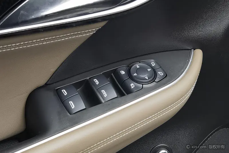 Buick Envision Plus 652T 5 мест люкс — фото 18