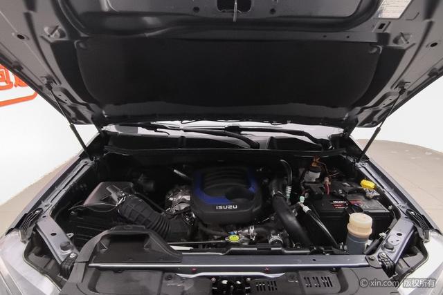 Isuzu D-MAX 2021 1.9 TMT 4 WD Global RZ 4 E — фото 5