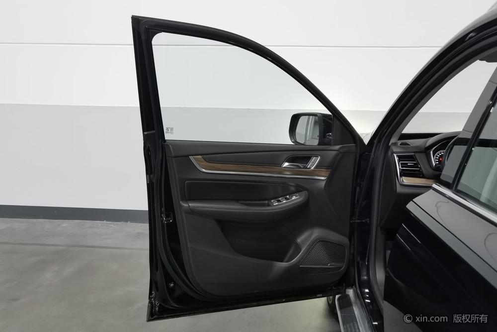Roewe RX8, фото 22