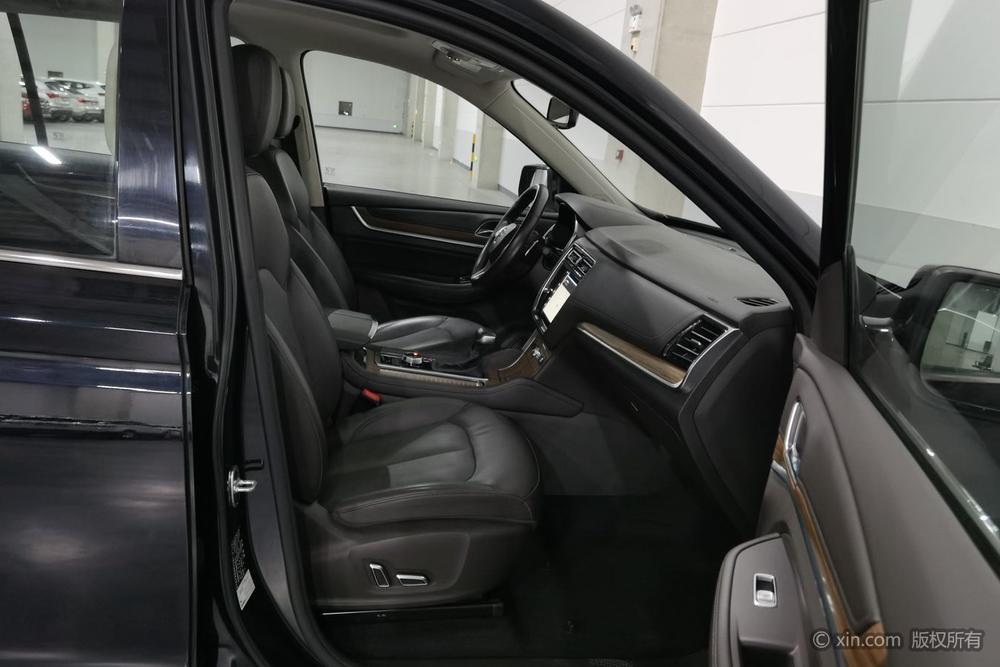 Roewe RX8, фото 9