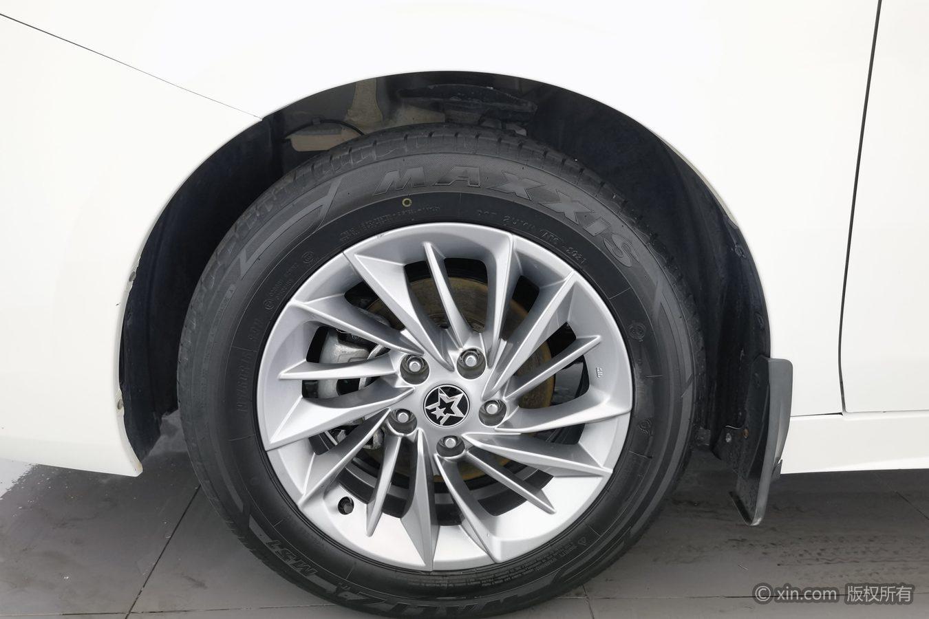 Venucia D60 2021 PLUS 1.6L XL CVT