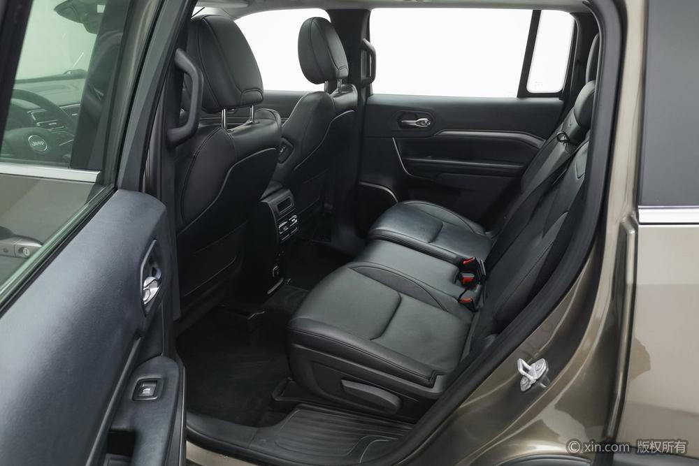 Jeep Commander, фото 19