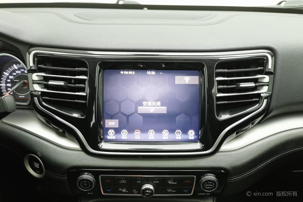 Jeep Commander, фото 11