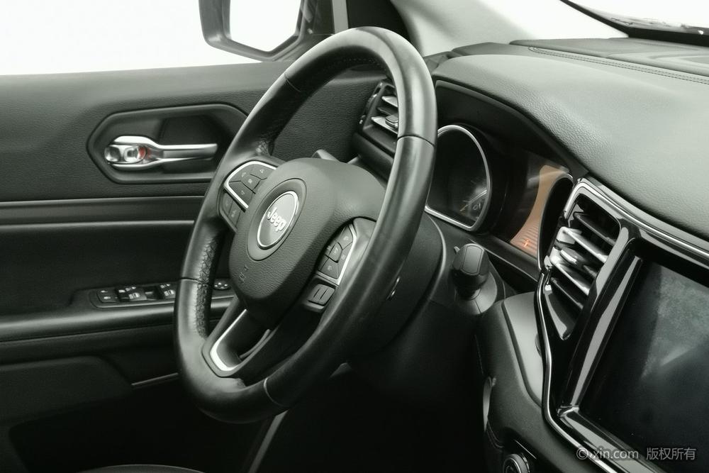 Jeep Commander, фото 16