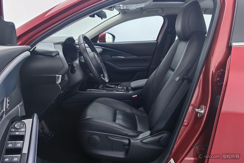 Mazda CX-30, фото 17