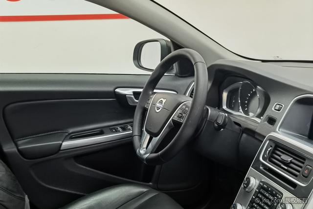 Volvo S60 2018 S 60 L T 4 — фото 13