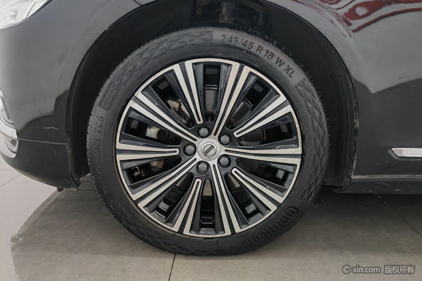 Volvo S90 2021 B5 Luxury