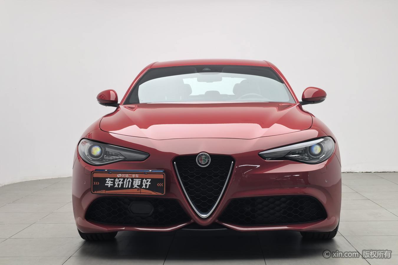 Alfa Romeo Giulia 2022 2.0T 280HP Ti