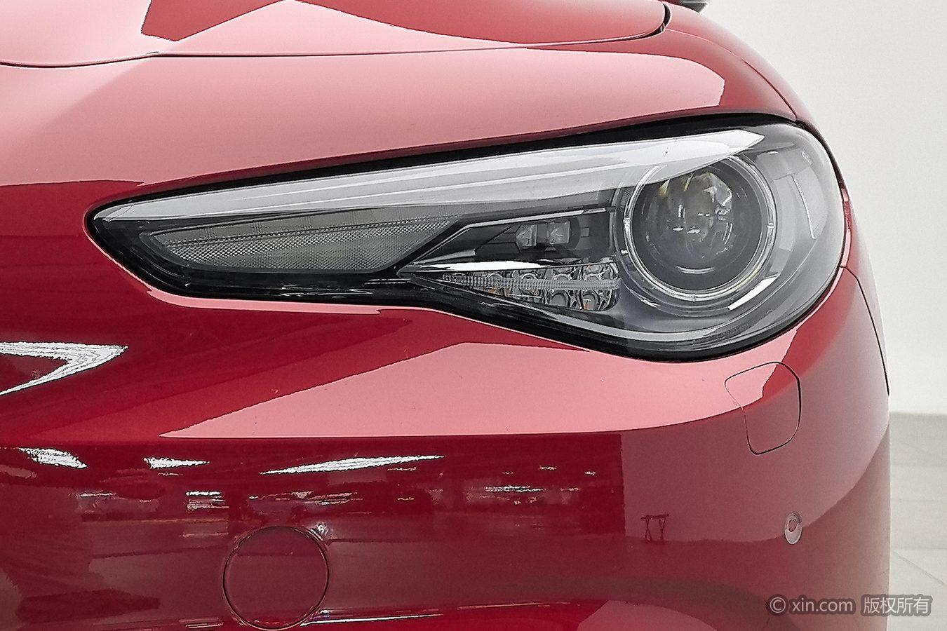 Alfa Romeo Giulia 2022 2.0T 280HP Ti
