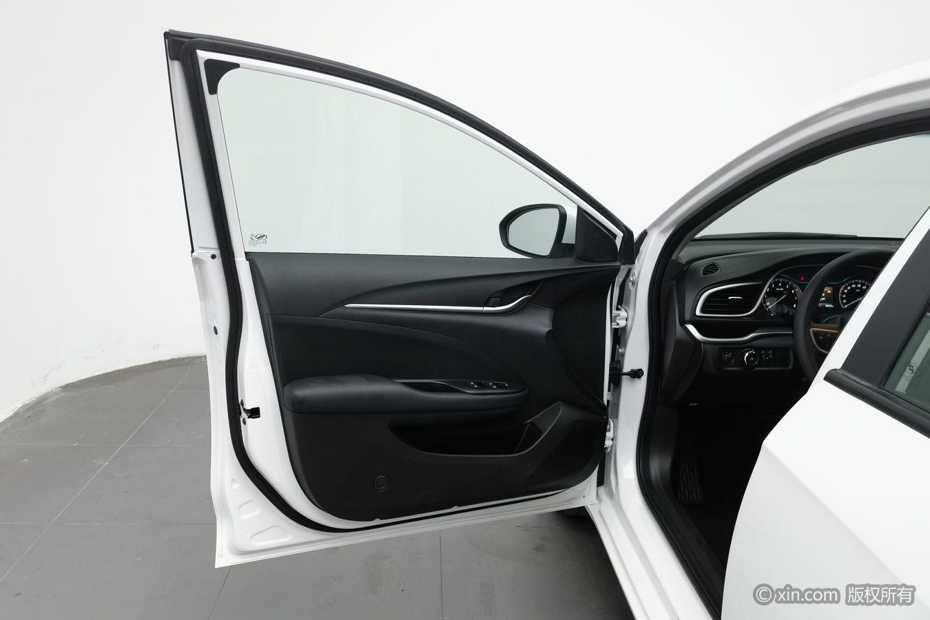 Buick Excelle — фотографии объявления, Фото 12