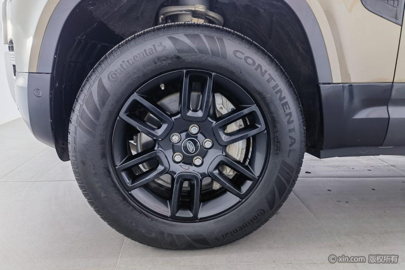 Land Rover Defender 2020 110 P400 SE