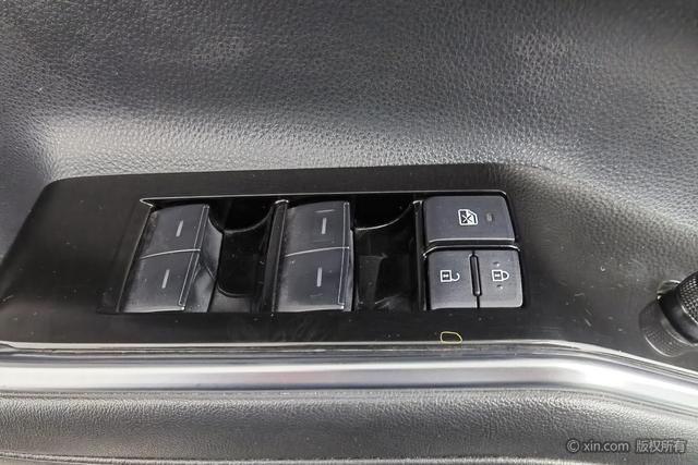 Toyota Crown Lufang id 4258395 из Китая 24