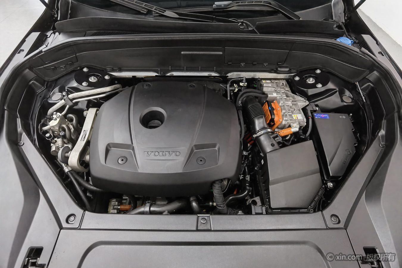 Volvo XC90 PHEV 2023 E T8 Luxury 7 мест