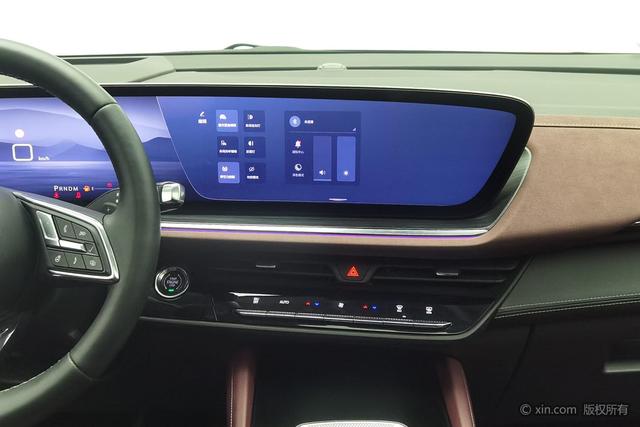 Buick Envision 2024 Plus 28 T 2 WDLuxury — фото 16