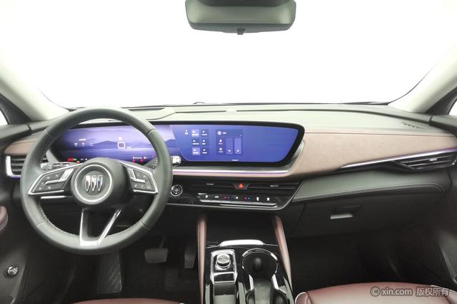 Buick Envision 2024 Plus 28 T 2 WDLuxury — фото 15