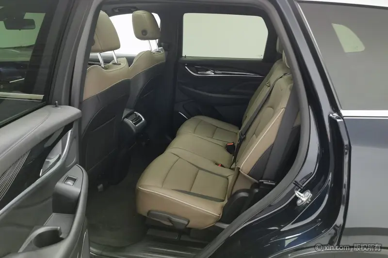 Buick Enclave — фото 14