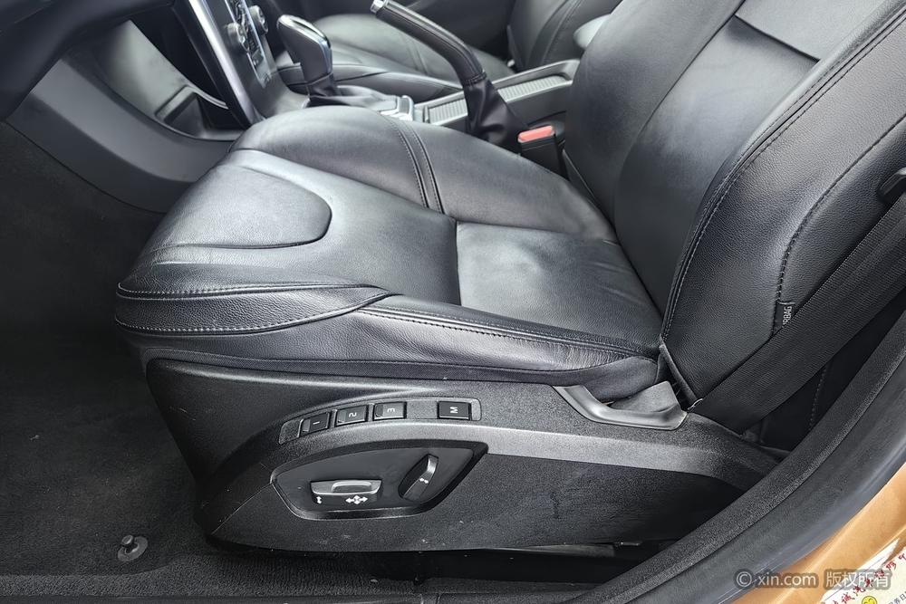 Volvo V40, фото 18