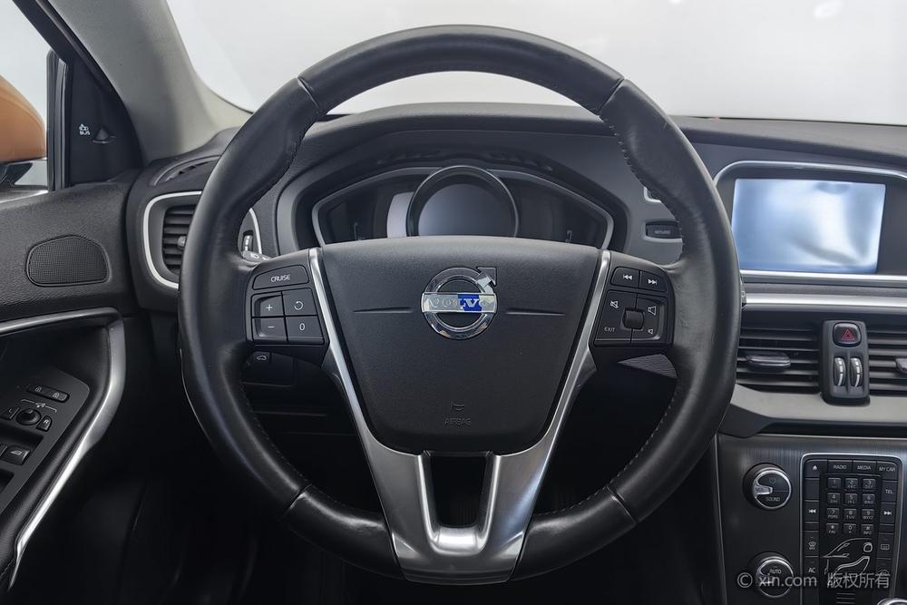 Volvo V40, фото 14