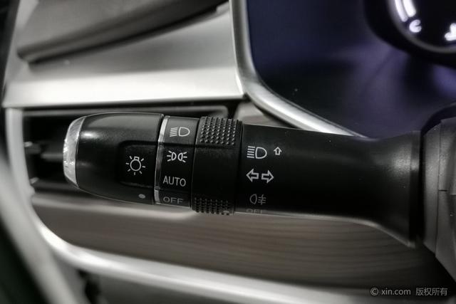 Chery Tiggo 8 2019 1.6 TGDI AT — фото 16