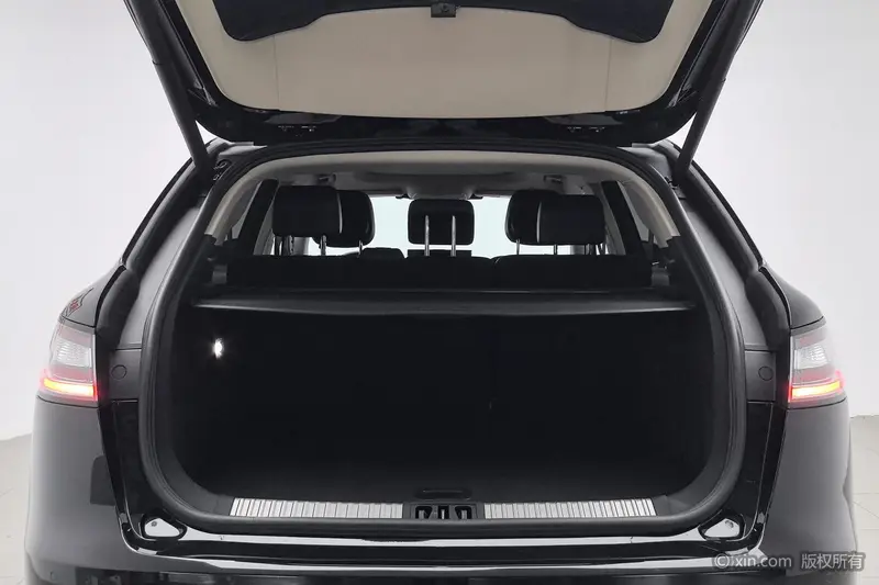 Lincoln Nautilus 2.0 T 4 WD Premium Plus — фото 16