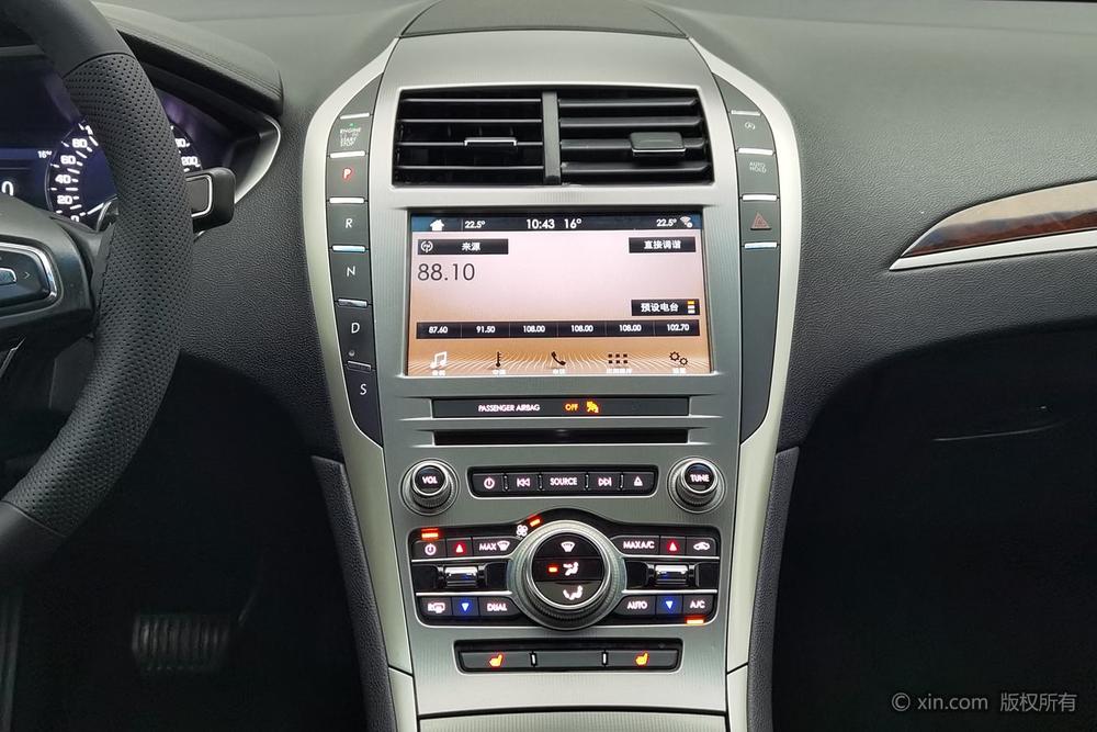 Lincoln MKZ, фото 10