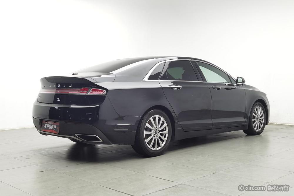 Lincoln MKZ, фото 4