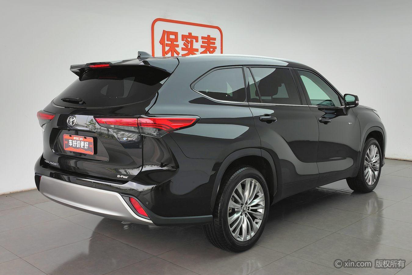 Toyota Highlander 2024 2.5L Luxury 7 мест
