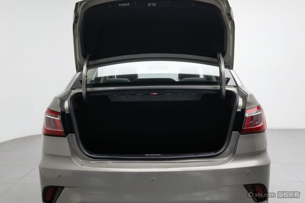 Changan Eado DT, фото 23