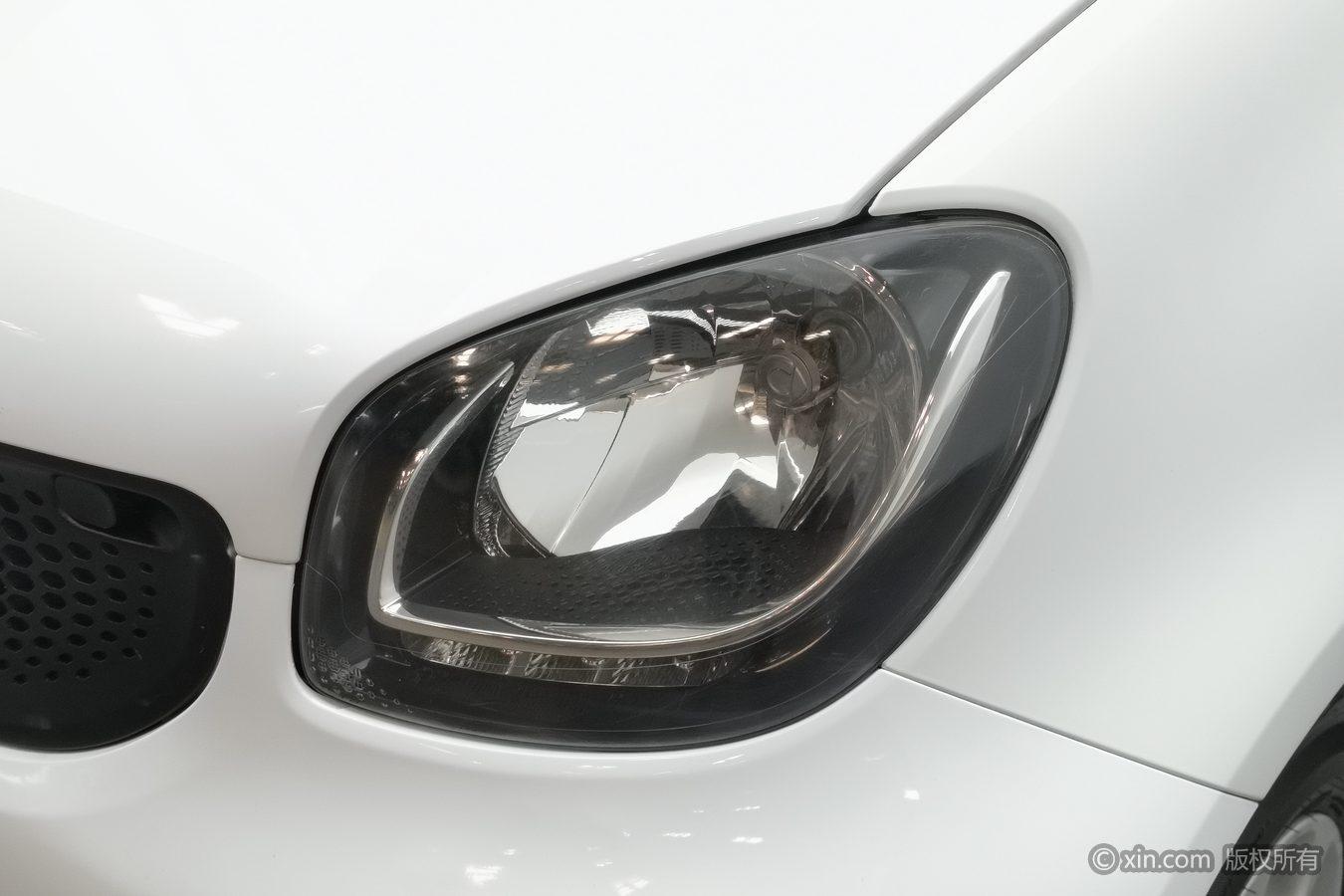 Smart fortwo 2015 1.0L 52