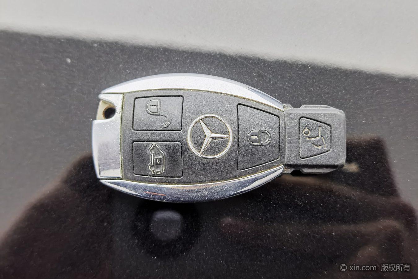 Mercedes-Benz V-Class V 2016 V 260 Luxury