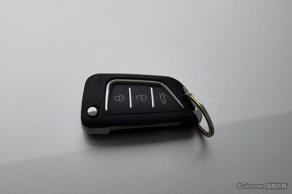 JAC Refine M3, фото 6