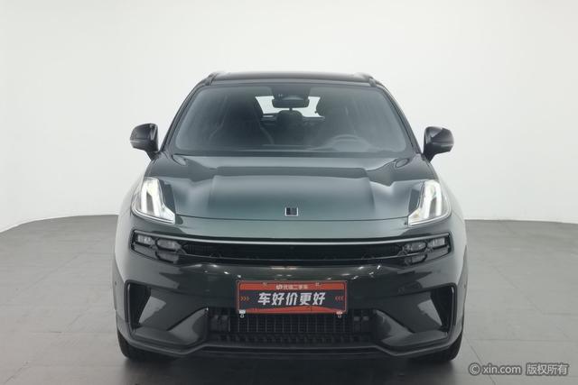 Lynk & Co 06 2023 Remix 1.5 T Hero — фото 2
