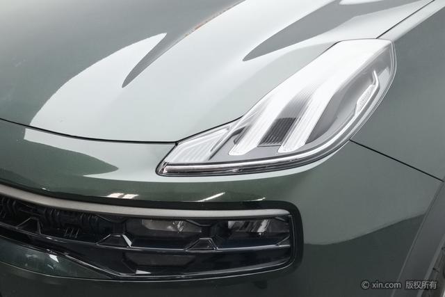 Lynk & Co 06 2023 Remix 1.5 T Hero — фото 7