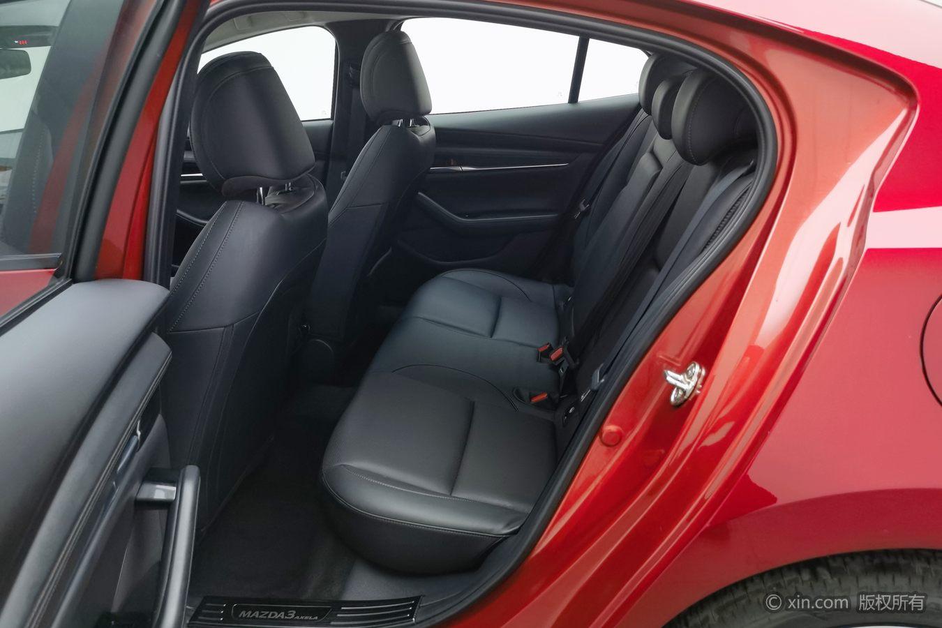 Mazda 3 Angkesaila 2023 Красный из Китая, фото 6