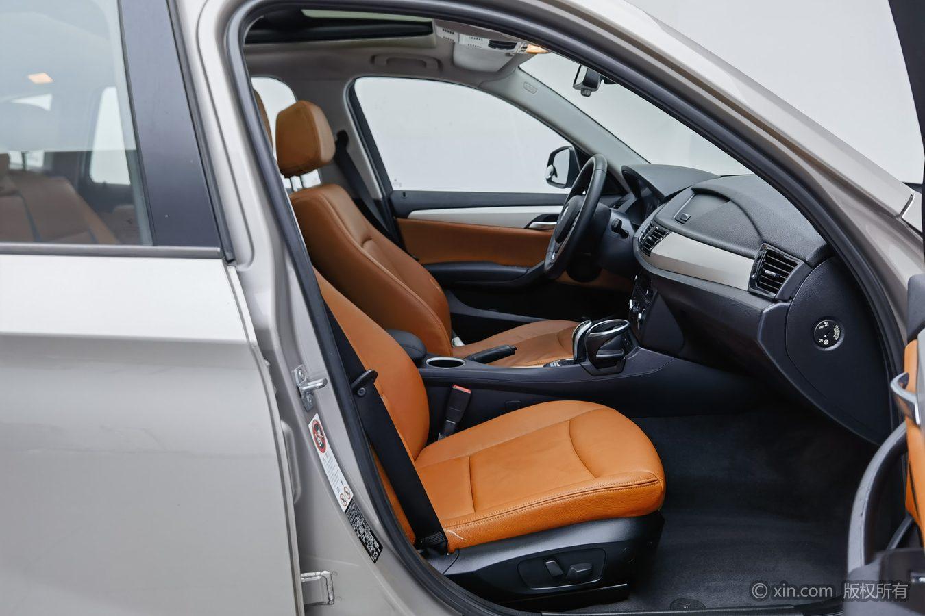BMW X1 2014 sDrive18i Style