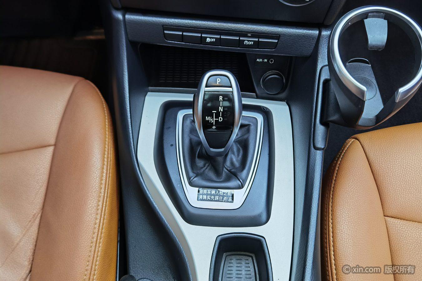 BMW X1 2014 sDrive18i Style