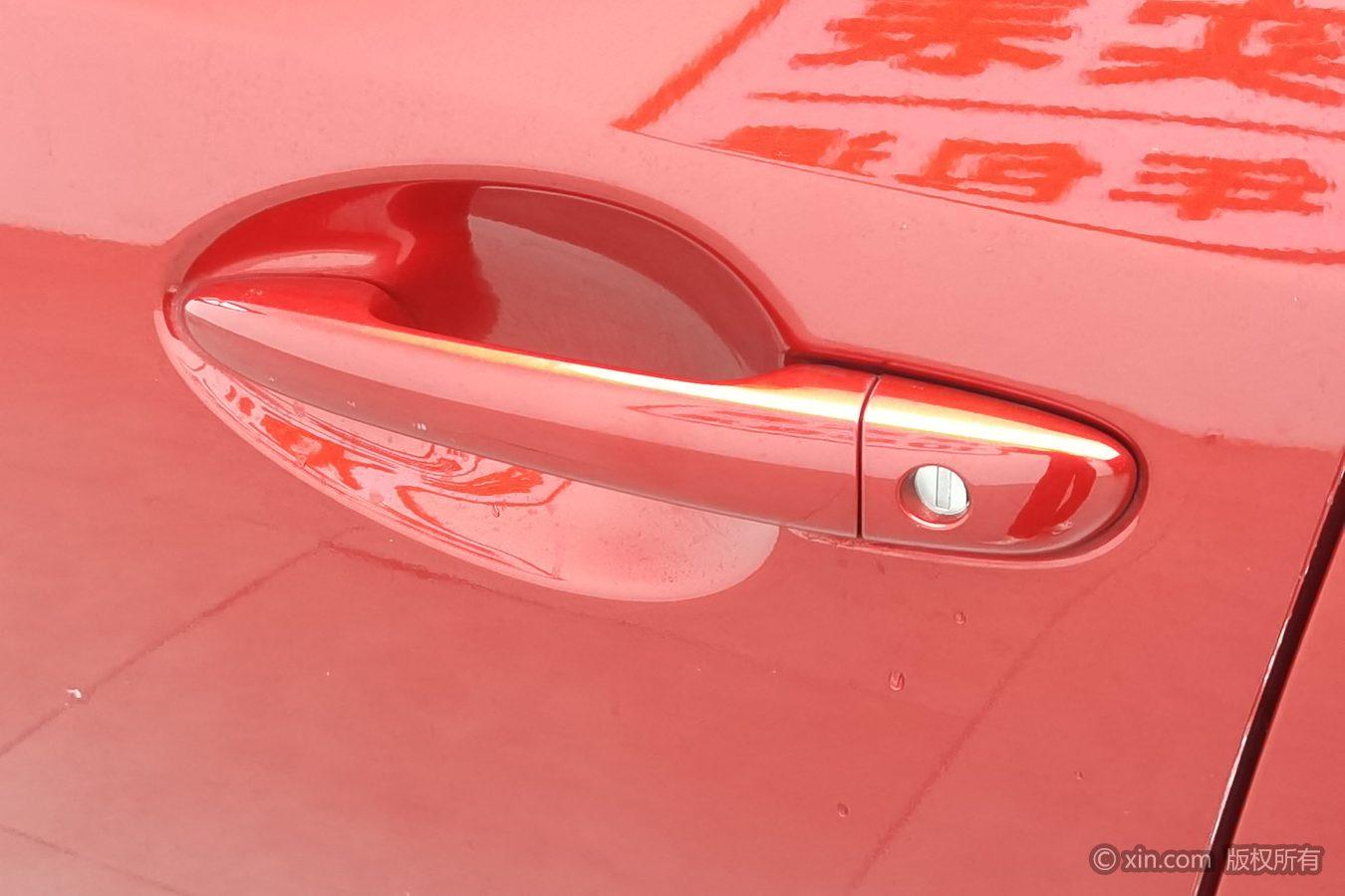 Mazda Mazda3 3 2016 1.5L AT Luxury