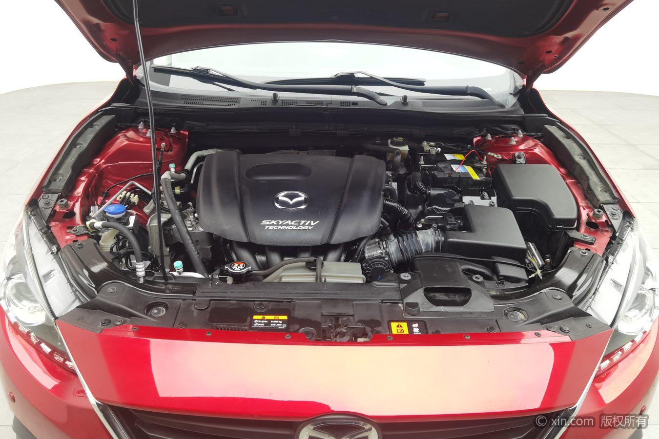 Mazda Mazda3 3 2016 1.5L AT Luxury