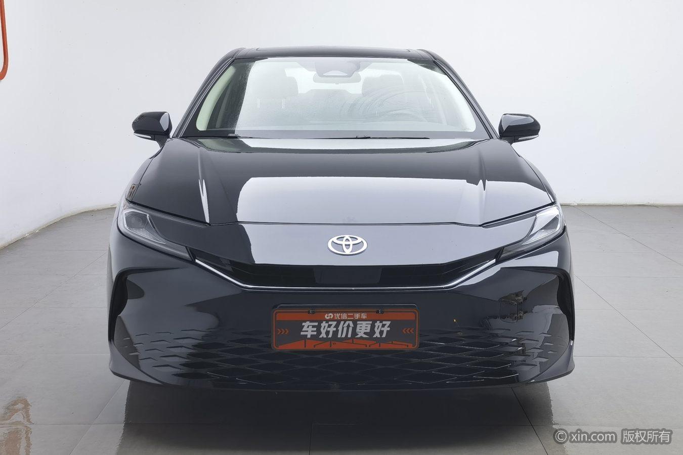 Toyota Camry 2024 2.0E Elite