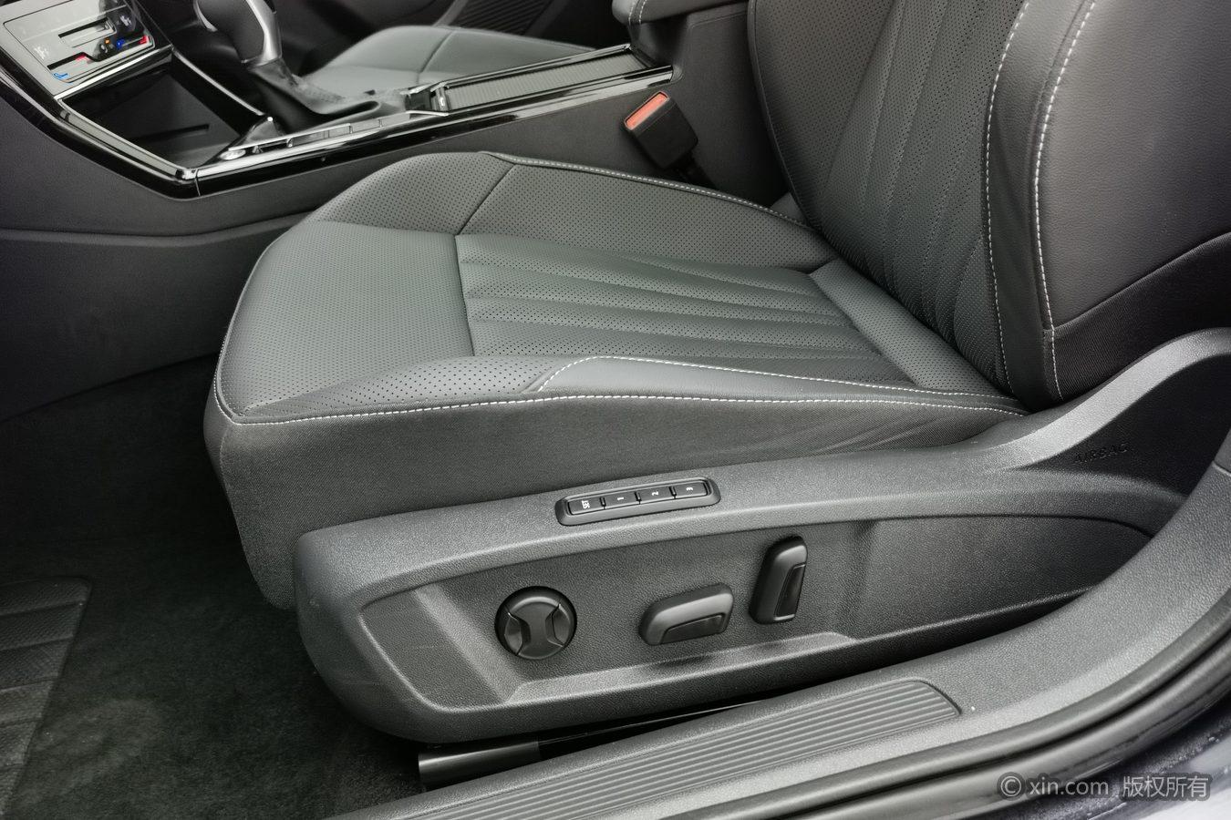 Volkswagen Passat id 4439301 из Китая 10