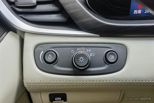 Buick GL8 2023 ES 2.0 T Comfort — фото 16