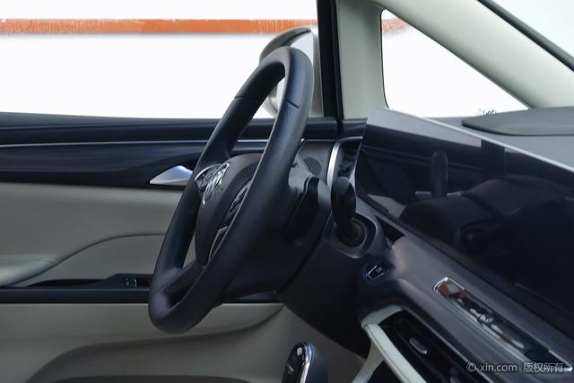 Buick GL8 2023 ES 2.0 T Comfort — фото 12