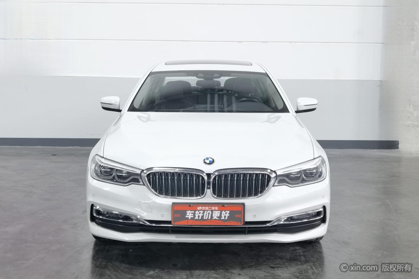 BMW 5 серииPHEV 5 PHEV 2019 530Le Luxury