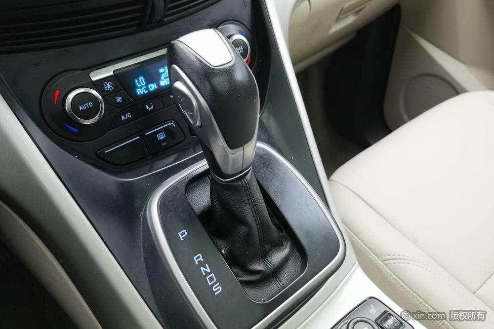 Ford Kuga, фото 15