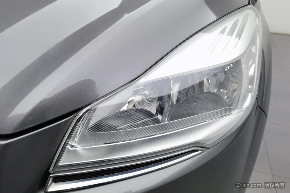Ford Kuga, фото 7
