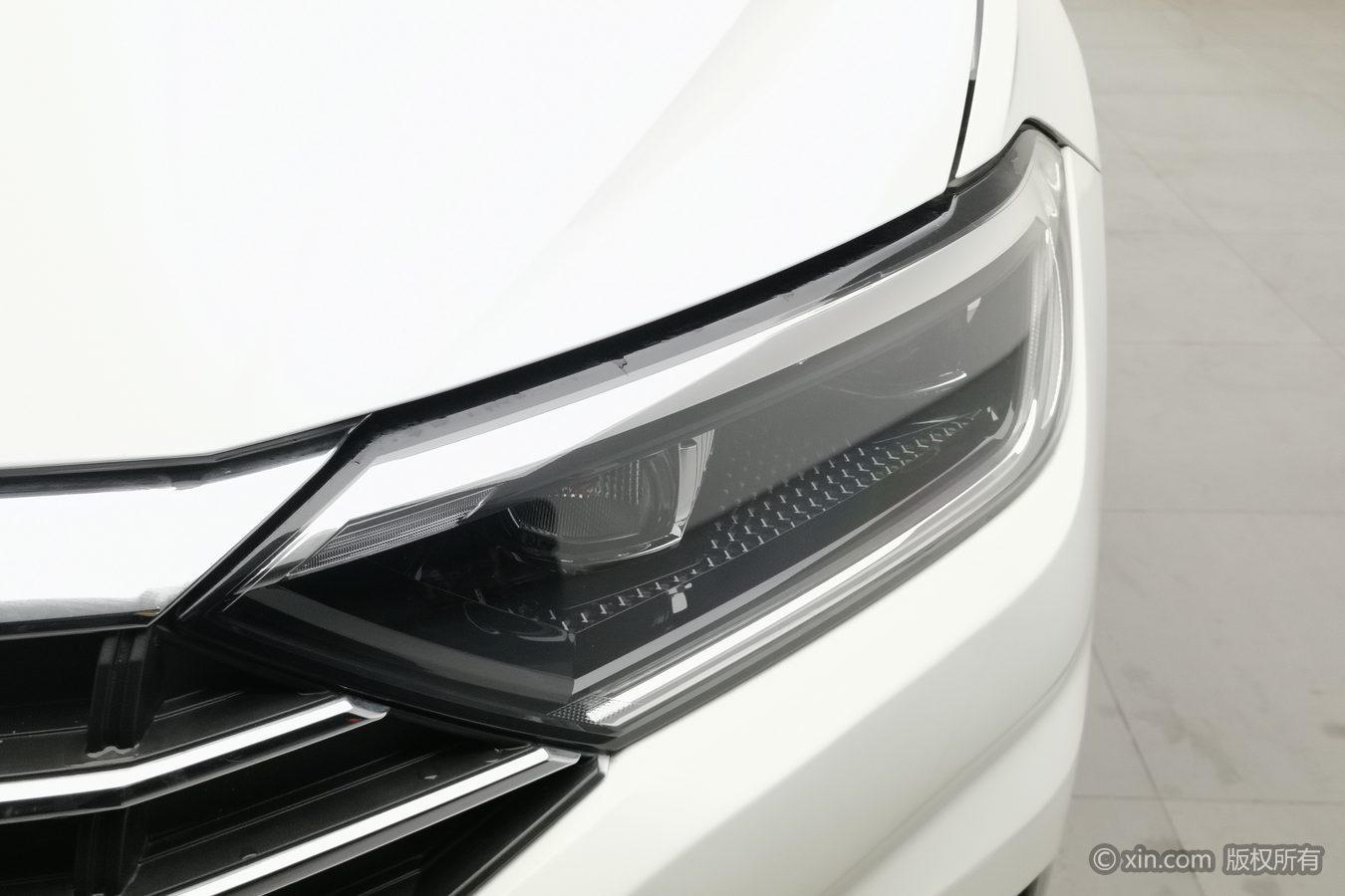 Volkswagen Sagitar 2022 280TSI DSG