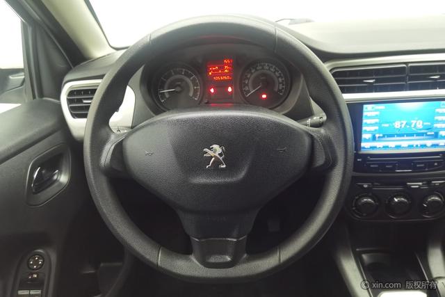 Peugeot 301 2016 1.6 L MT — фото 14