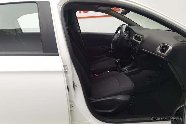 Peugeot 301 2016 1.6 L MT — фото 20